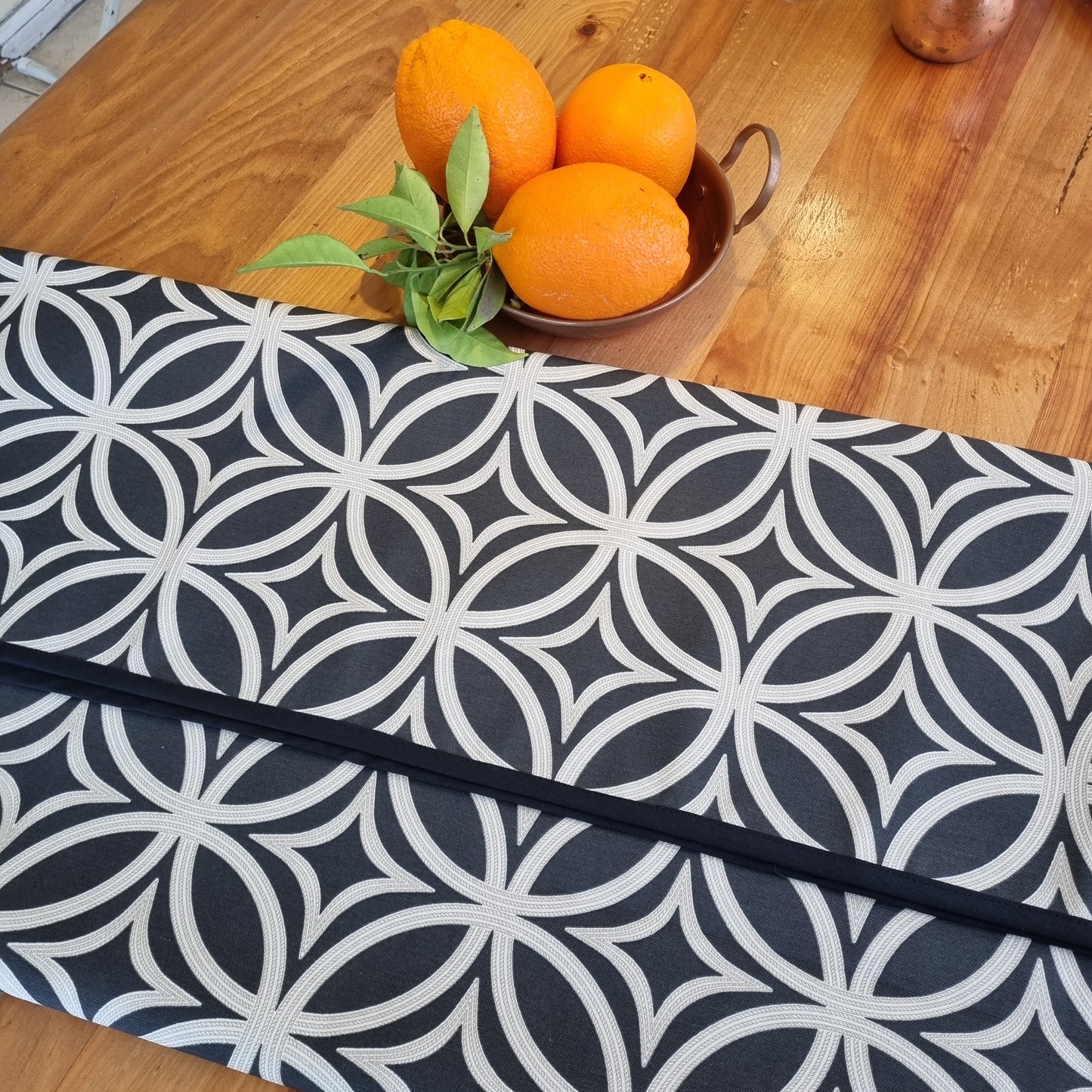Mantel Rectangular Mandalas Negro