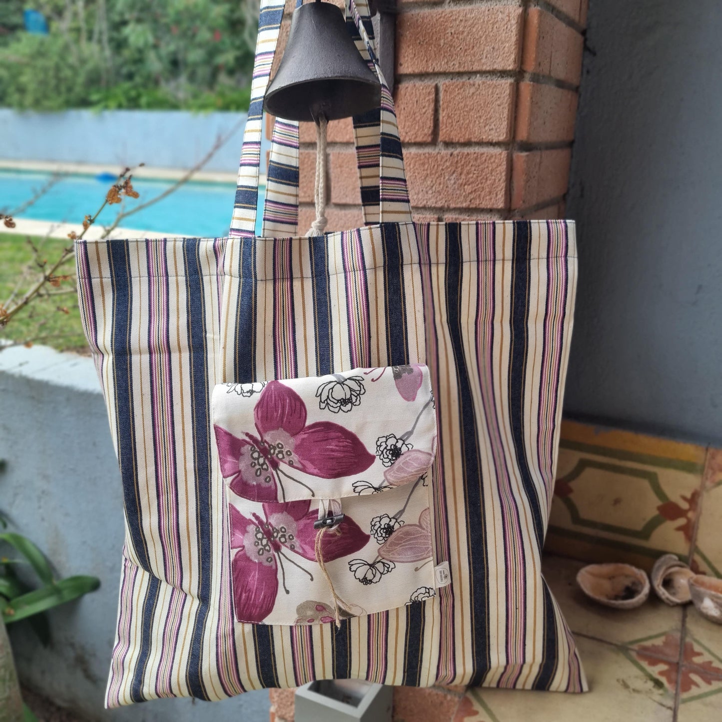 Bolso Multiuso Líneas Azules/Lilas