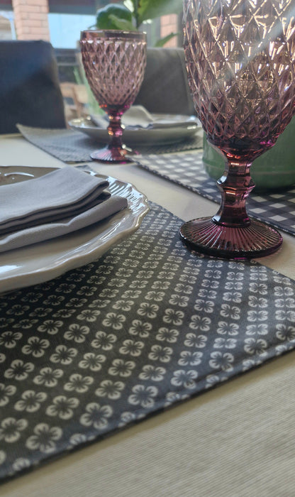 Detalle individual repelente reversible marengo margaritas 44x33 cm Tischdecke