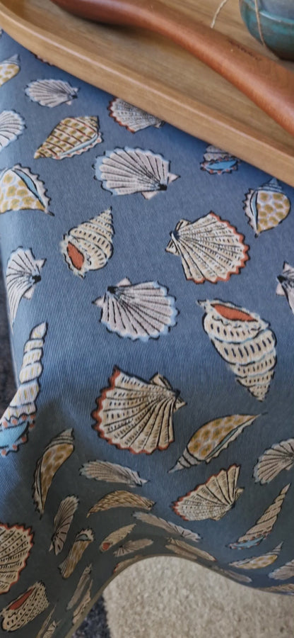 Mantel Repelente Conchitas Azules