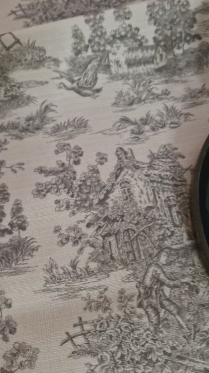 Camino Mesa Toile de Jouy Campestre Gris